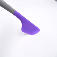 Siliconen spatelset van 2 stuks, hittebestendige siliconenschraper voor gebruik in de keuken bij koken en bakken