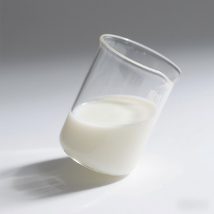 Agente de Curação de Concreto YH5004 - Líquido Branco Leitoso com 35% de Conteúdo Sólido e 90% de Taxa de Retenção de Água - Product Image 2