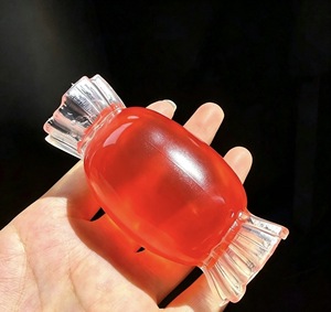 El aceite de coco para amasar y rellenar puede moldear y aliviar el estrés, convirtiéndolo en una herramienta suave y potente para desahogarse. Pelota hecha a mano - Product Image 5