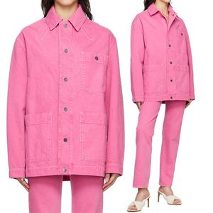 Veste en jean surdimensionnée pour femme avec fermeture à boutons pression, grandes poches à rabat, logo personnalisé, veste en denim rose en coton - Product Image 5