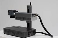 Machine de marquage laser UV 355nm portable à bas prix refroidie par air Petit laser Sculpture de feuilles en plastique, bouteilles en verre
