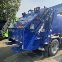 Camion à ordures compacteur hydraulique 4x2 8CBM pour la collecte des déchets