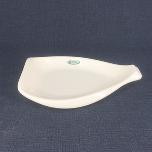 <span class=keywords><strong>Assiette</strong></span> à salade en mélamine de forme irrégulière, vaisselle moderne en plastique écologique avec design de desserts en céramique, forme de <span class=keywords><strong>pique</strong></span> - Product Image 5