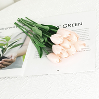 Pasokan Langsung Pabrik Tulip Buatan Warna-Warni Cerah untuk Dekorasi Rumah, Rangkaian Pernikahan, dan Penataan Acara