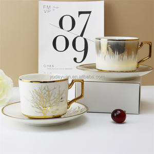 Service à café en porcelaine fine plaquée or royal avec design personnalisé, écologique et compatible lave-vaisselle pour 6 personnes - Product Image 5