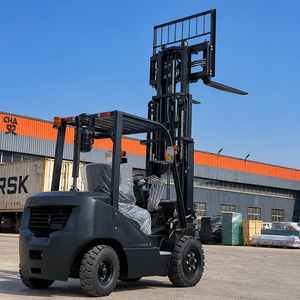 Chariot élévateur grue 3,5 CE EPA avec déplaceur latéral pour entrepôt - Product Image 1