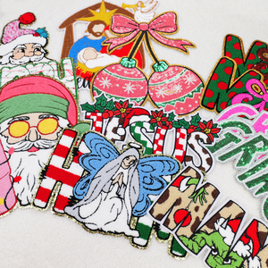 Chất lượng hàng đầu bảng chữ cái lớn cô gái xinh đẹp giáng sinh grinch mặt Chenille các bản vá lỗi sắt trên tùy chỉnh lựa chọn giáng sinh Chenille các bản vá lỗi - Product Image 2
