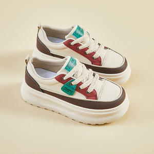 حذاء رياضي جديد طراز كوري إنز للطالبات بنعل سميك حذاء رياضي لزيادة الطول KT275 حذاء شارع أبيض غير رسمي صغير من الجلد الصناعي الأبيض - Product Image 6