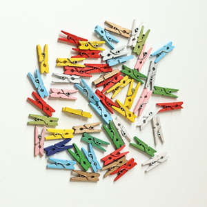 Petites pinces <span class=keywords><strong>à</strong></span> <span class=keywords><strong>linge</strong></span> en bois colorées, mini-pinces en bois pour mur photo, cadeaux de fête et projets artistiques DIY - Product Image 1