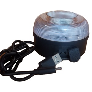 Luz <span class=keywords><strong>de</strong></span> Emergencia V16 Homologada <span class=keywords><strong>DGT</strong></span> Ámbar/Blanca para Coche, Recargable por 9V/USB, Baliza <span class=keywords><strong>de</strong></span> Señalización <span class=keywords><strong>de</strong></span> Emergencia V16 - Product Image 1
