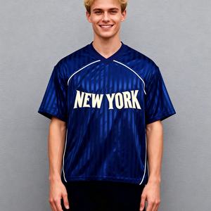 Camiseta Deportiva Americana a Rayas Estilo Nueva York 2026, Personalizable con Nombre de Equipo, Diseño Holgado para Hombre - Product Image 2