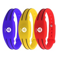 Bracelet en silicone étanche et réglable avec RFID NFC, code QR, puce FM1108 213 215 216, idéal pour la promotion