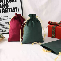 Sacs à cordon de bijoux avec logo personnalisé Pochettes à bijoux en velours épais Emballage de boucles d'oreilles bague collier Sac cadeau en vrac