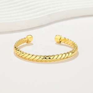 Bracelet en alliage de cuivre plaqué or 18 carats avec zircon pour femme, design simple, tendance, vente en gros, bijoux fantaisie - Product Image 1