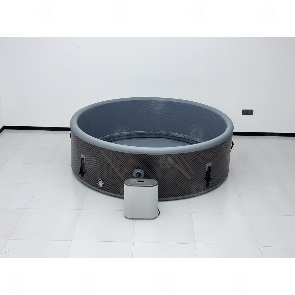 Gris clair, marron
