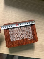 Populaire Tirelire en Bois à Motifs Nombres et Dessins Animés pour le Rangement de Monnaie et Cadeau – Boîte Défi d'Épargne CFA