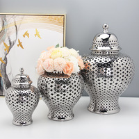Ensemble de trois pots à gingembre en céramique blanche avec couvercle au design Art déco pour la décoration intérieure et le style européen