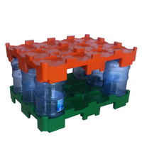 Palette Euro 4 voies pour 12 bouteilles d'eau en plastique de 250 kg