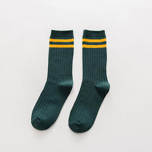 Socken mit individuellem Logo, gestreift, Retro, süß, lange Crew-Socken für Damen und Mädchen - Product Image 2