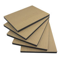 Technologie panneau PVC décoration murale intérieure décor cannelé ignifuge panneau wpc pared panneau mural composite pvc
