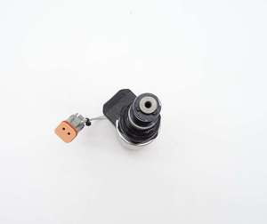 Vanne solénoïde 12V de haute qualité (474-9387 / 4749387) compatible avec les moteurs Caterpillar 990K, 992G, 992K, 993K, D11R et D11T - Product Image 6