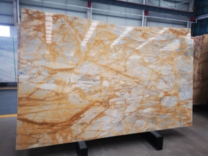 Design Moderni con Bordi in Marmo Giallo Siena Lucidato per Uso Alberghiero, 100% Marmo Naturale - Product Image 6