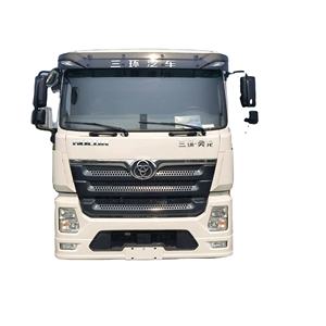 Tractor de tres anillos 6*4 de alta calidad <span class=keywords><strong>Xiaoman</strong></span>, superventas, vehículo de tracción eléctrica pura con carga rápida, nueva condición - Product Image 1