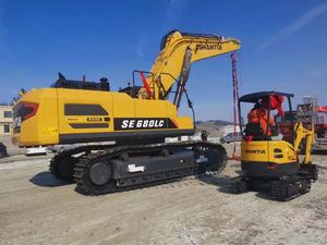SHANTUI SE680LC Compact Excavator No Tail <b>Swing</b> Fuel Efficient Low Maintenance Cost Effective - Product Image 6