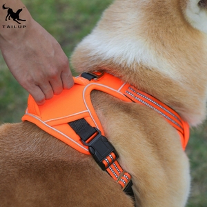 Arnés ajustable <span class=keywords><strong>para</strong></span> mascotas <span class=keywords><strong>para</strong></span> <span class=keywords><strong>perros</strong></span> medianos y grandes, estilo deportivo reflectante <span class=keywords><strong>de</strong></span> liberación rápida con función acolchada sin tirones - Product Image 2
