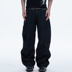 กางเกงยีนส์ทรงหลวมแบบพลีทไม่สมมาตร ผ้าเดนิมดิบคุณภาพสูง 100% คอตตอน ปลายขาพับได้ ขายส่ง กางเกงยีนส์ทรงแบ็กกี้สำหรับผู้ชาย - Product Image 1