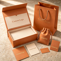 Coffret d'emballage de bijoux de luxe personnalisé avec logo, sac en papier, pochette, cartes, boîte cadeau magnétique noire mate, boîtes d'emballage en carton