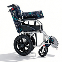 Fauteuil roulant économique standard Dongpin pour personnes handicapées, pliable, léger, en alliage d'aluminium, aide à la mobilité manuelle, garantie 1 an