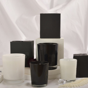 Velas Aromáticas Cilíndricas Blancas y Negras de Cera de Soja, Cera de Abeja y Cera Vegetal para Decoración del Hogar - Product Image 2