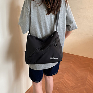 Crossbody Bag Horizontal Square Double Zipper Large Capacity Durable Nylon Women's Messenger Bag Everyday Outfits - Product Image 3