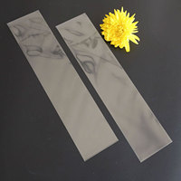 Approvisionnement d'usine Emballage cadeau transparent écologique En-tête auto-adhésif Sac en plastique transparent Impression à suspendre Impression d'emballage