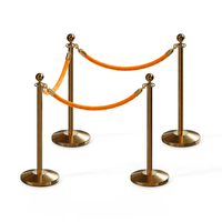 Barrières d'exposition de musée pour le contrôle des foules Corde suspendue Ligne de file d'attente Diviseur de route Stanchion Artistic New Design Stanchion Posts