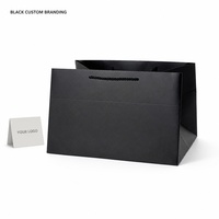 Sac shopping en papier noir A4 avec poignée en corde, design rectangulaire peu profond, pour cadeaux, événements commerciaux, vente en gros et impression personnalisée