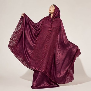 Ensemble de prière personnalisé OEM ODM pour femmes, en soie Armany, 2 pièces, tenue de prière modeste avec bordure festonnée - Product Image 2