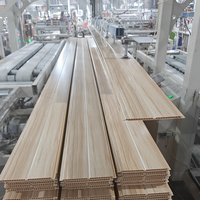 Panel de Techo de PVC Laminado con Acabado de Madera de Roble Claro, Revestimiento Decorativo Interior Encastrable para Hogar, Hotel y Oficina