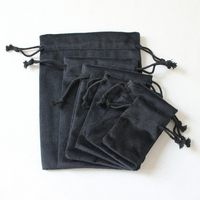Sacs en velours pour bijoux, pochettes à cordon en velours, sacs cadeaux pour bijoux, sacs de présentation pour chaînes, bagues et médaillons, idéaux comme cadeaux de festival