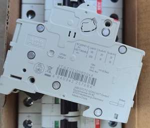 Disjoncteur miniature 3A MCB de C. C de série originale de S204M-Z3DC de <span class=keywords><strong>S203M</strong></span>-Z3DC de S202M-Z3DC de S201M-Z3DC d'ABs S200MDC - Product Image 5