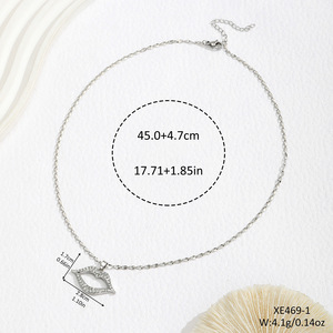 Collier Cœur en Alliage de Zinc avec Pendentif Sertissage Canal, Cadeau pour Femme, Chaîne de Pull Tendance - Product Image 2
