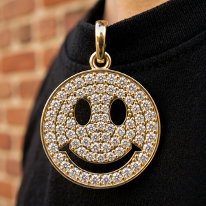 จี้เพชรหน้ายิ้มทองคำแท้ 14K ดีไซน์เหรียญทรงกลมประดับเพชรแบบ Pave สร้อยคอสำหรับผู้หญิง เครื่องประดับคุณภาพสูง - Product Image 1