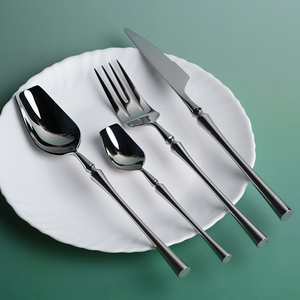 Conjunto de Talheres Premium Nórdicos de Aço Inoxidável 304 com Faca, Garfo e Colher para Jantar Europeu - Product Image 1