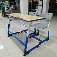 Plusieurs options de couleur en forme de C Ensemble de bureau et de chaises d'école pour enfants pour la salle de classe de base ou le mobilier scolaire