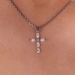 Collana Geometrica Minimalista da Donna, Gioiello con Ciondolo alla Moda, Design Semplice con Catena - Product Image 3