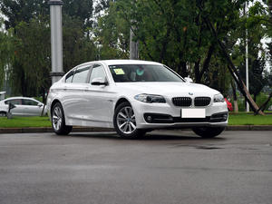 En stock B-M-W 5 Series 2017 520Li Elegance Model 2.0T Voiture à essence d'occasion <span class=keywords><strong>Prix</strong></span> Pas cher <span class=keywords><strong>Configuration</strong></span> riche Berline d'occasion - Product Image 5