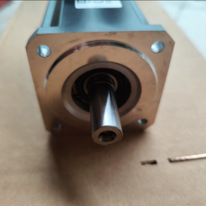 Servomotor Kollmorgen AKM41E-AC9NCA00 380V 0.75kW IP64 Automatización Industrial - Product Image 4