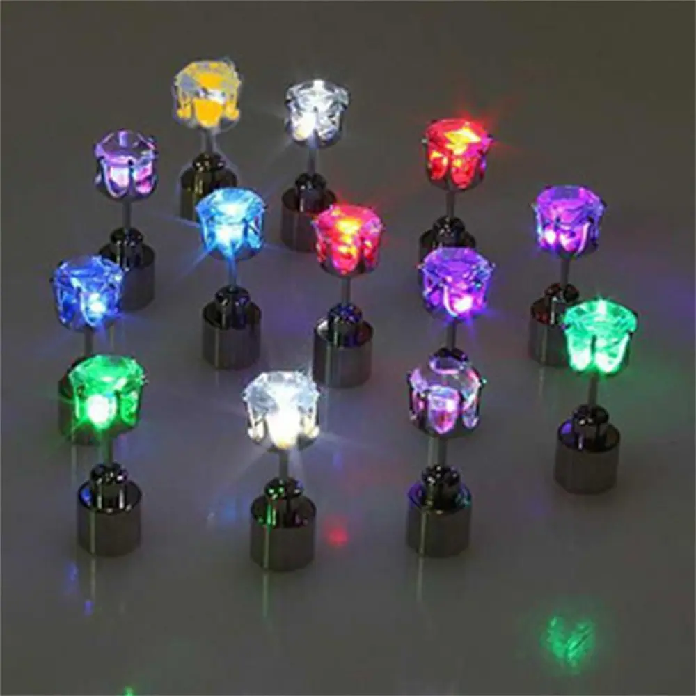 Großhandel günstigen Preis Led Ohrring LED leuchtende Ohrringe blinkt RGB leuchtende Ohrringe niedlich LED Weihnachts ohrringe