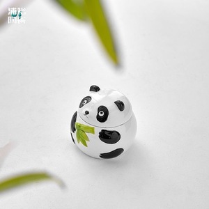 Boîte à thé en céramique Panda, ronde, taille M, avec couvercle, pot de rangement de style chinois pour le thé, pot hermétique résistant à l'humidité - Product Image 3